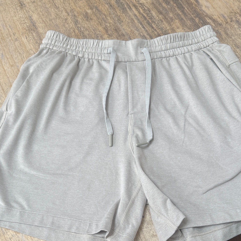 Men's tan Lulu lemon Shorts